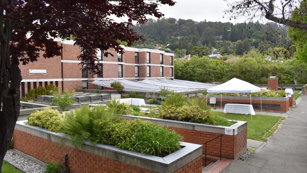 Church Divinity School of the Pacific outdoors areas