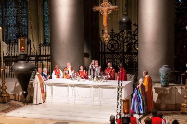 Bishop Matt Heyd in first Eucharist as bishop, May 20, 2023