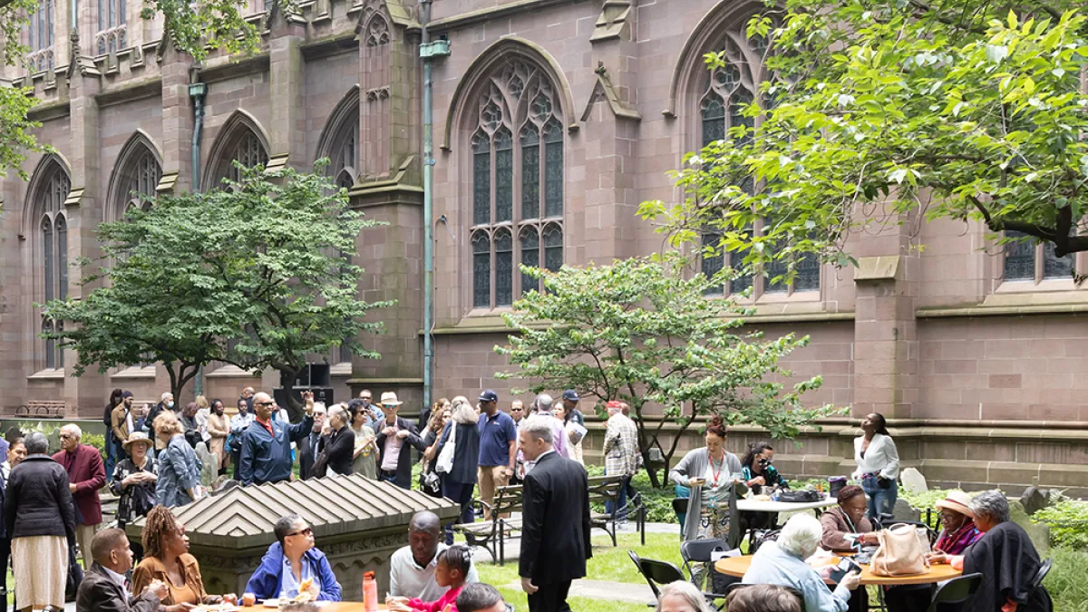 Parishioners and staff gather in Trinity Churchyard for the 2023 Parish Picnic