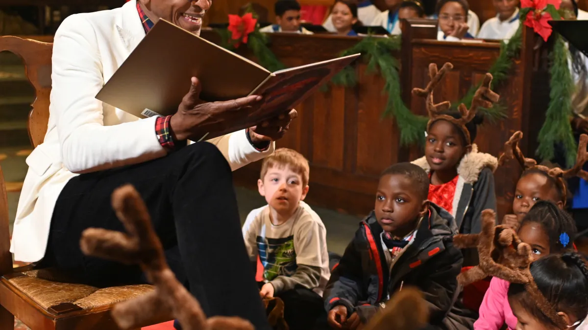 'Twas the night before Christmas reading