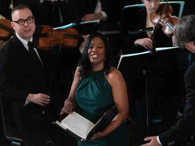 Sonya Headlam performs Messiah with The Choir of Trinity Wall Street and Trinity Baroque Orchestra.