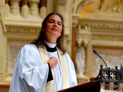 Mother Kristin in the pulpit