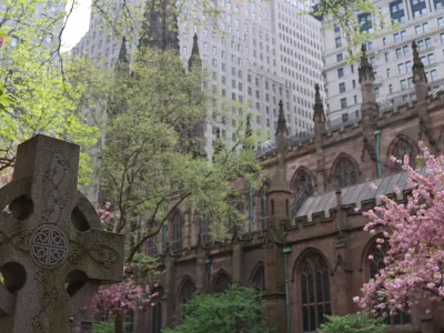 Trinity Churchyard in spring