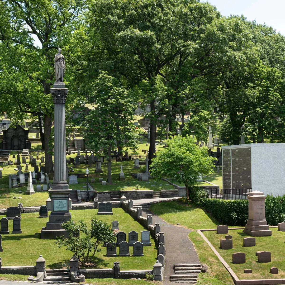 Uptown Cemetery & Mausoleum